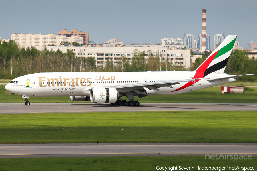 Emirates Boeing 777-21H(LR) (A6-EWJ) | Photo 203425