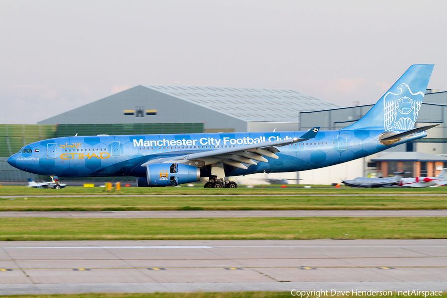 Etihad Airways Airbus A330-243 (A6-EYE) | Photo 17688