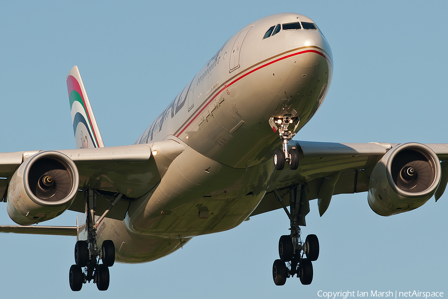 Etihad Airways Airbus A330-243 (A6-EYF) | Photo 8922