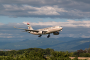 Etihad Airways Airbus A330-243 (A6-EYG) at  Geneva - International, Switzerland