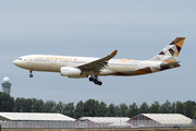 Etihad Airways Airbus A330-243 (A6-EYH) at  Amsterdam - Schiphol, Netherlands
