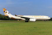 Etihad Airways Airbus A330-243 (A6-EYH) at  Amsterdam - Schiphol, Netherlands