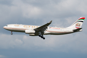 Etihad Airways Airbus A330-243 (A6-EYH) at  Brussels - International, Belgium