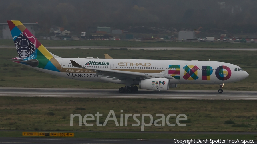 Etihad Airways Airbus A330-243 (A6-EYH) | Photo 224222