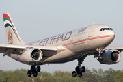 Etihad Airways Airbus A330-243 (A6-EYI) at  Manchester - International (Ringway), United Kingdom