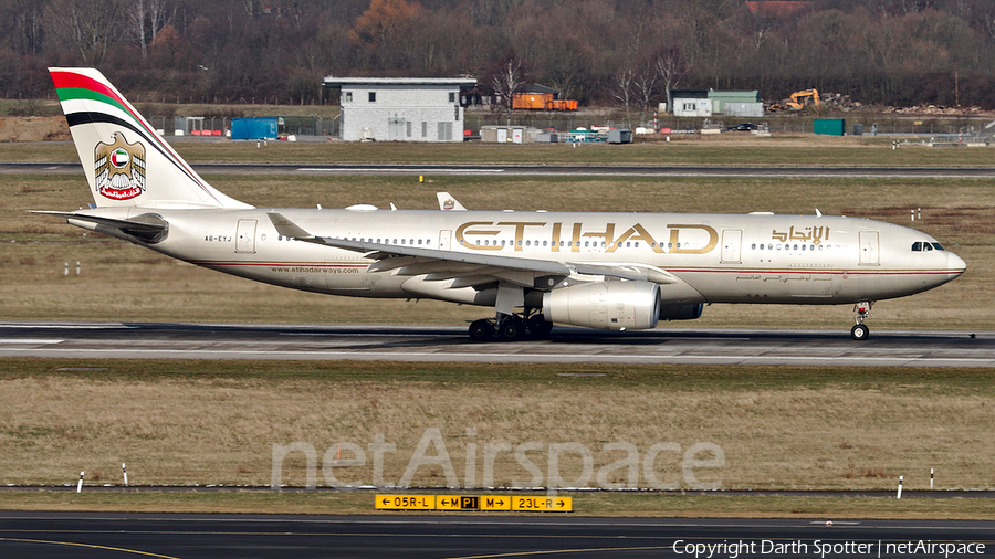Etihad Airways Airbus A330-243 (A6-EYJ) | Photo 257967
