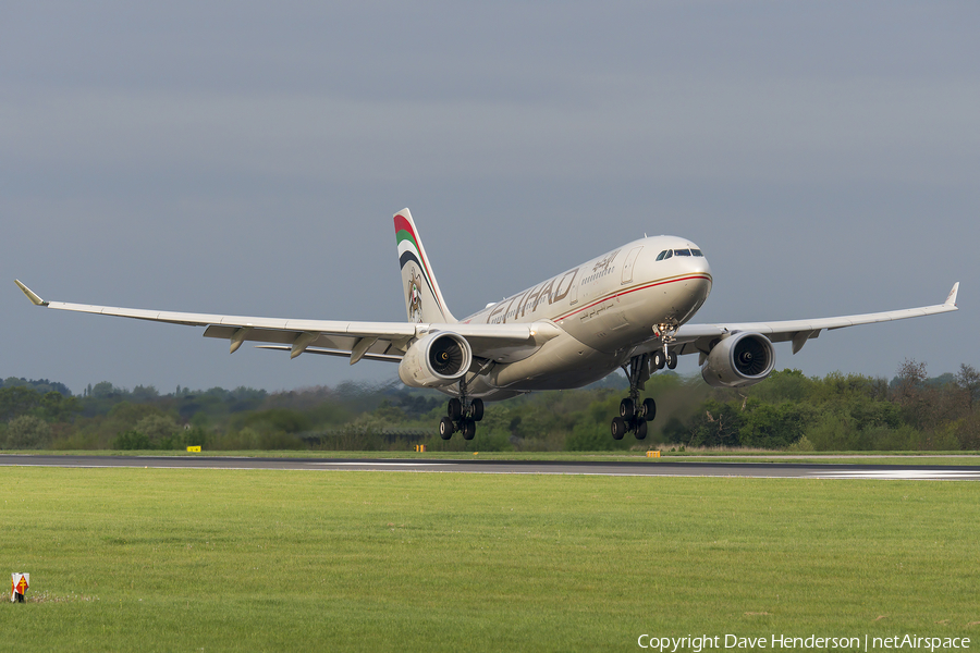 Etihad Airways Airbus A330-243 (A6-EYJ) | Photo 46840