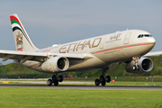 Etihad Airways Airbus A330-243 (A6-EYJ) at  Manchester - International (Ringway), United Kingdom