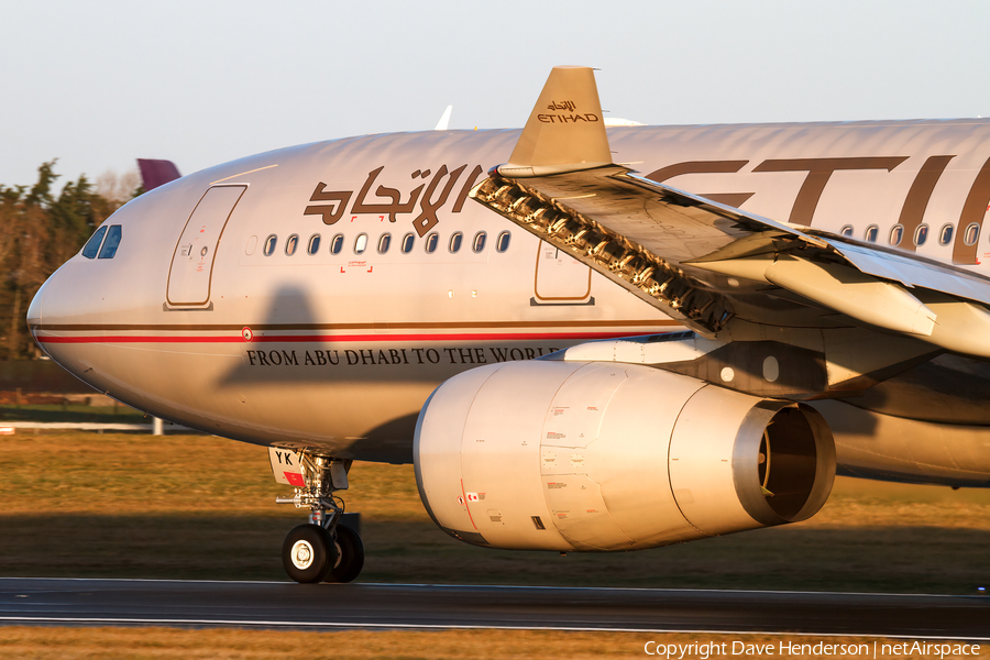 Etihad Airways Airbus A330-243 (A6-EYK) | Photo 466661