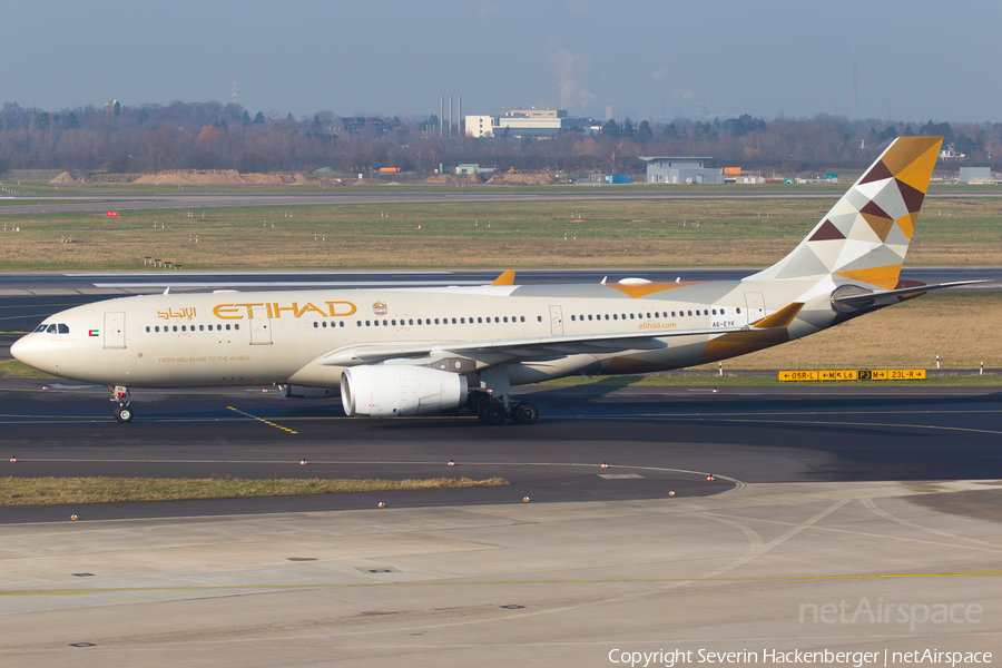 Etihad Airways Airbus A330-243 (A6-EYK) | Photo 221998