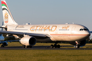 Etihad Airways Airbus A330-243 (A6-EYL) at  Dublin, Ireland