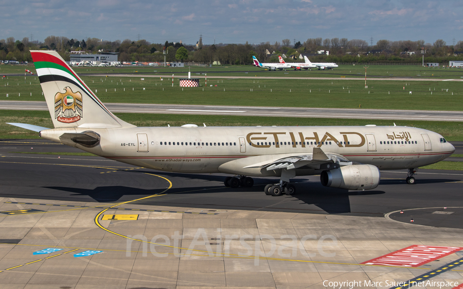 Etihad Airways Airbus A330-243 (A6-EYL) | Photo 237852