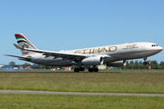Etihad Airways Airbus A330-243 (A6-EYM) at  Amsterdam - Schiphol, Netherlands
