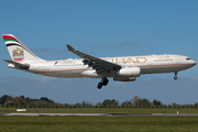 Etihad Airways Airbus A330-243 (A6-EYM) at  Dublin, Ireland