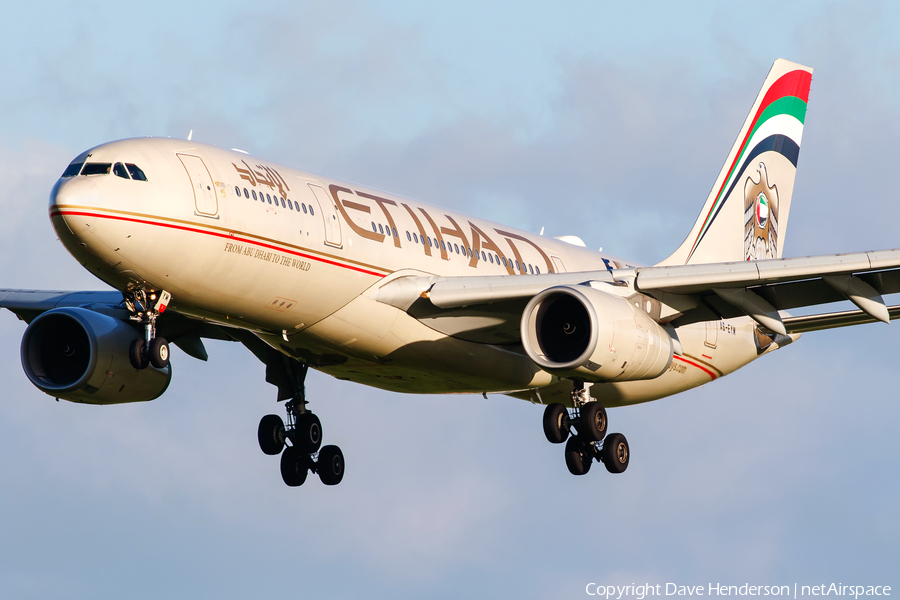 Etihad Airways Airbus A330-243 (A6-EYM) | Photo 197970