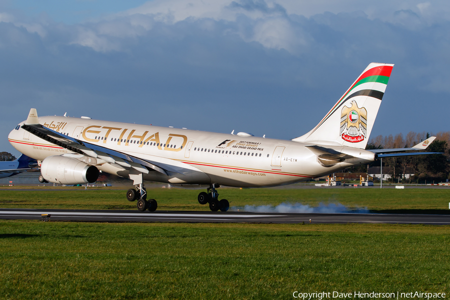 Etihad Airways Airbus A330-243 (A6-EYM) | Photo 198414