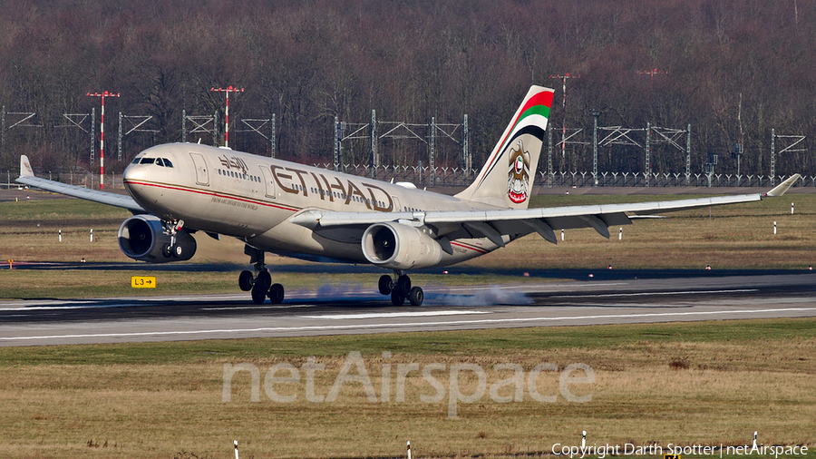 Etihad Airways Airbus A330-243 (A6-EYM) | Photo 254204