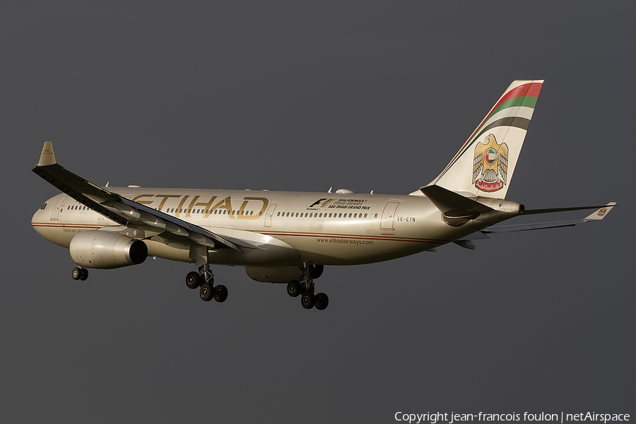 Etihad Airways Airbus A330-243 (A6-EYN) | Photo 93991