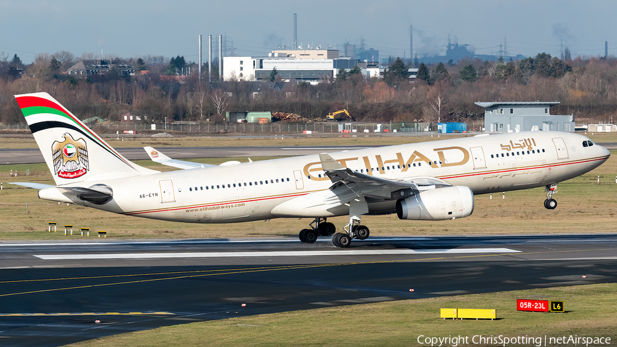 Etihad Airways Airbus A330-243 (A6-EYN) | Photo 292594