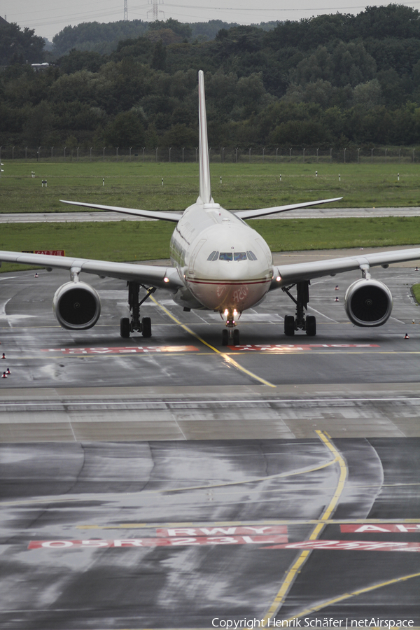Etihad Airways Airbus A330-243 (A6-EYO) | Photo 319201