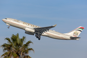 Etihad Airways Airbus A330-243 (A6-EYP) at  Barcelona - El Prat, Spain