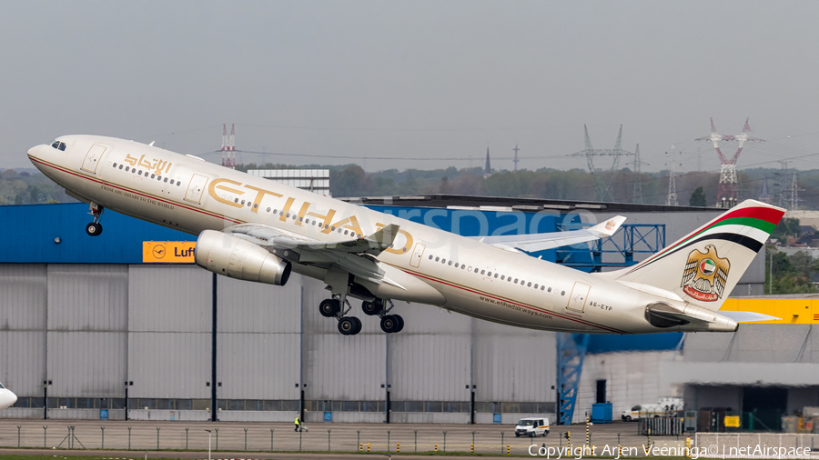 Etihad Airways Airbus A330-243 (A6-EYP) | Photo 278600