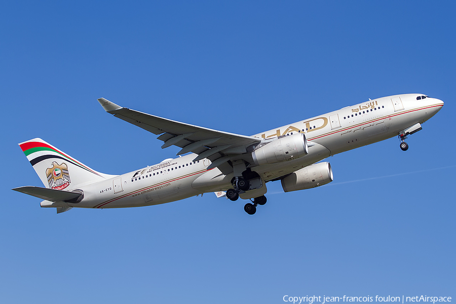 Etihad Airways Airbus A330-243 (A6-EYQ) | Photo 161881