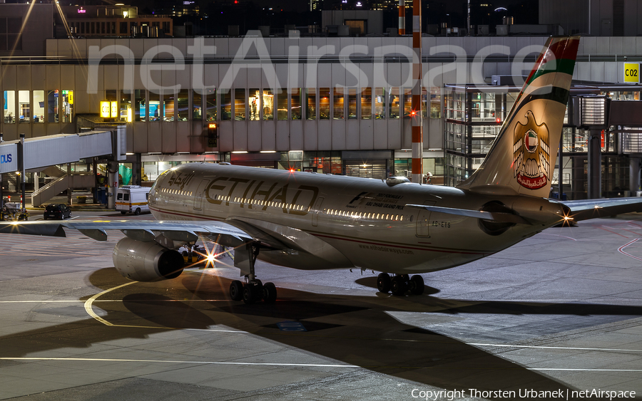 Etihad Airways Airbus A330-243 (A6-EYS) | Photo 195666