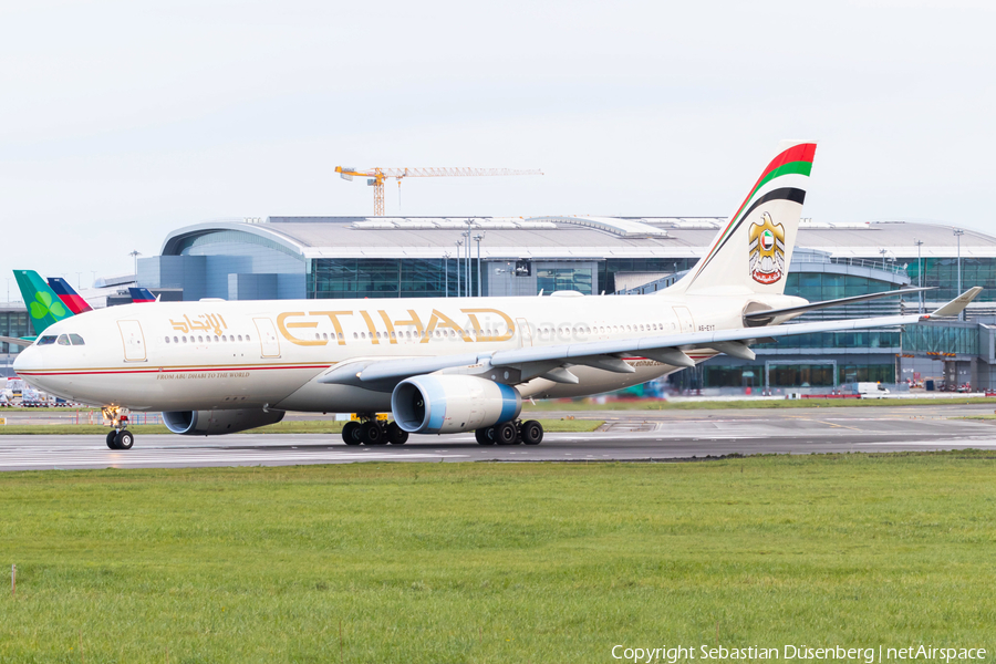 Etihad Airways Airbus A330-243 (A6-EYT) | Photo 291526