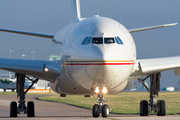 Etihad Airways Airbus A330-243 (A6-EYT) at  Manchester - International (Ringway), United Kingdom