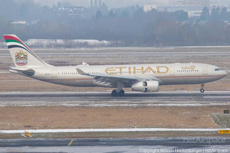 Etihad Airways Airbus A330-243 (A6-EYU) | Photo 224940