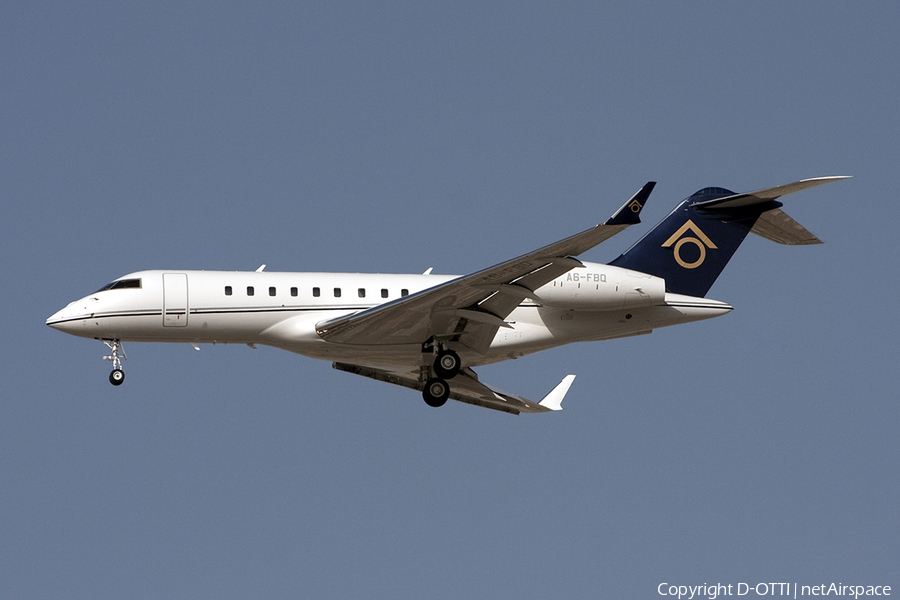 (Private) Bombardier BD-700-1A11 Global 5000 (A6-FBQ) | Photo 140043