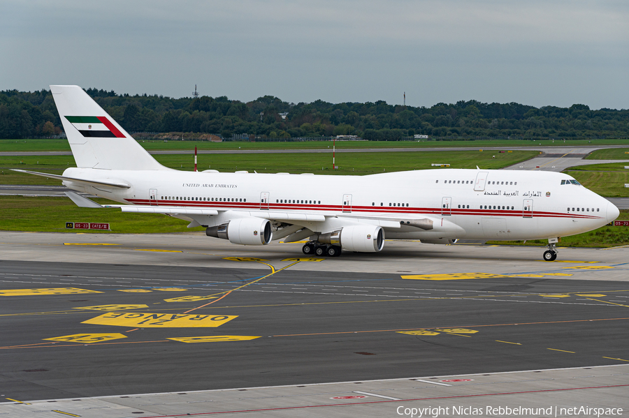 United Arab Emirates Government (Dubai) Boeing 747-48E (A6-HMM) | Photo 472501