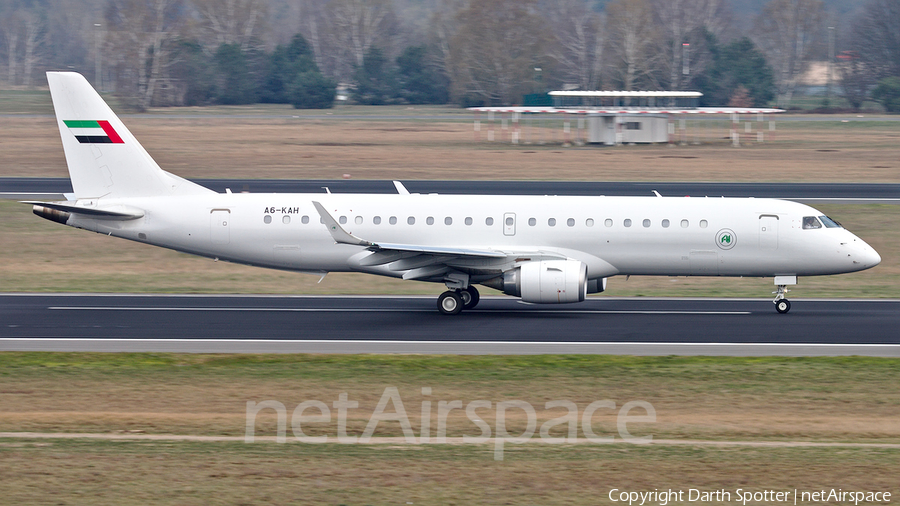 (Private) Embraer Lineage 1000 (ERJ-190-100 ECJ) (A6-KAH) | Photo 260801