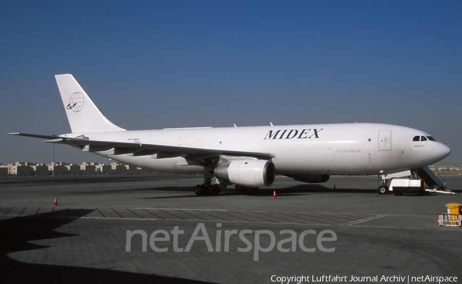 Midex Airlines Airbus A300B4-203(F) (A6-MDB) | Photo 408789