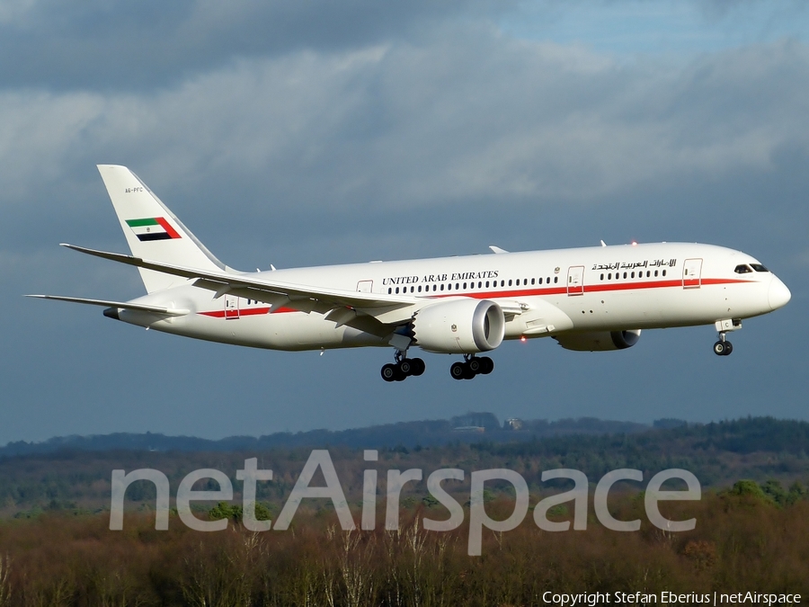 United Arab Emirates Government (Abu Dhabi) Boeing 787-8 Dreamliner (A6-PFC) | Photo 127967