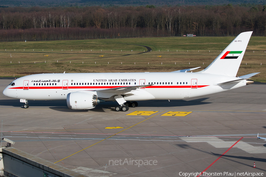 United Arab Emirates Government (Abu Dhabi) Boeing 787-8 Dreamliner (A6-PFC) | Photo 93678