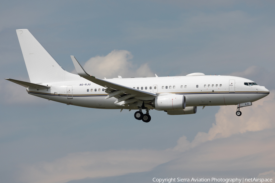 Royal Jet Boeing 737-77W(BBJ) (A6-RJU) | Photo 330428