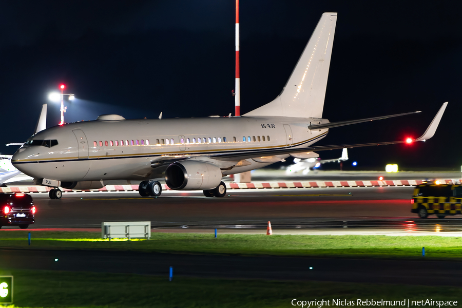 Royal Jet Boeing 737-77W(BBJ) (A6-RJU) | Photo 545641