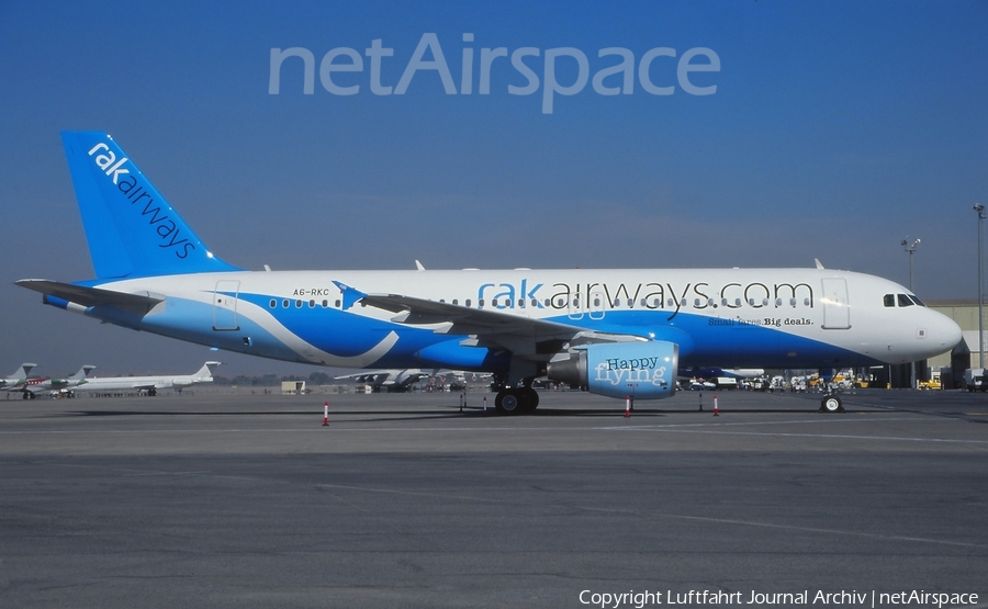 RAK Airways Airbus A320-214 (A6-RKC) | Photo 410064