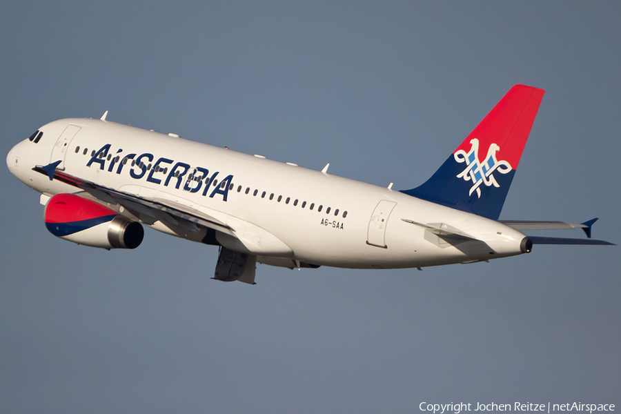 Air Serbia Airbus A319-132 (A6-SAA) | Photo 41045