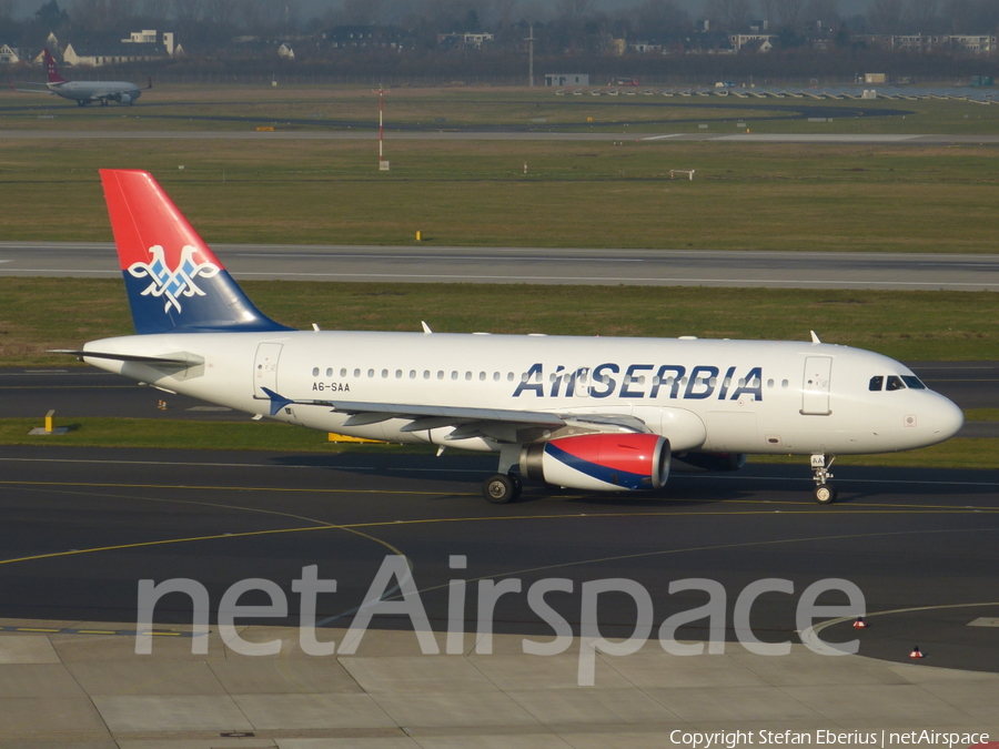 Air Serbia Airbus A319-132 (A6-SAA) | Photo 428313