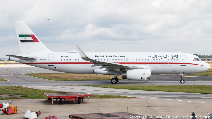 United Arab Emirates Government (Sharjah) Airbus A320-214(CJ) Prestige (A6-SHJ) | Photo 393045