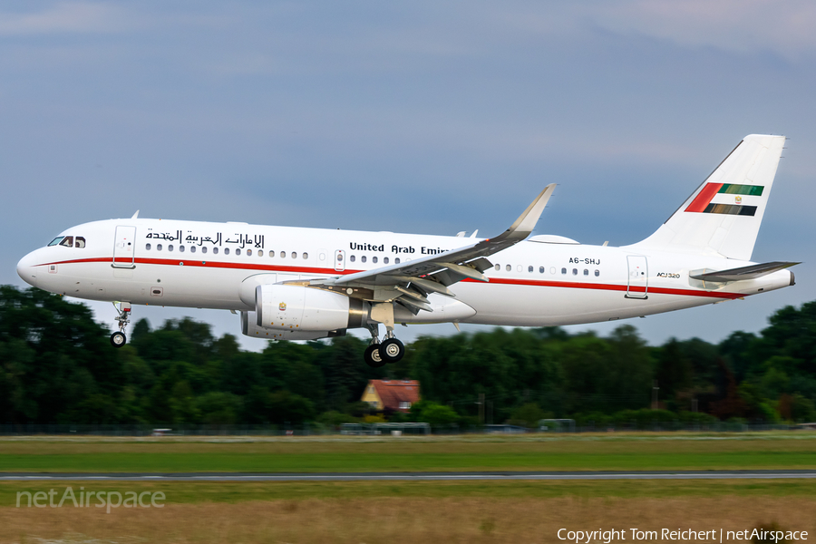 United Arab Emirates Government (Sharjah) Airbus A320-214(CJ) Prestige (A6-SHJ) | Photo 513947