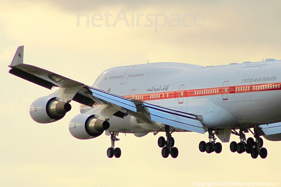United Arab Emirates Government (Abu Dhabi) Boeing 747-48E (A6-UAE) | Photo 17384