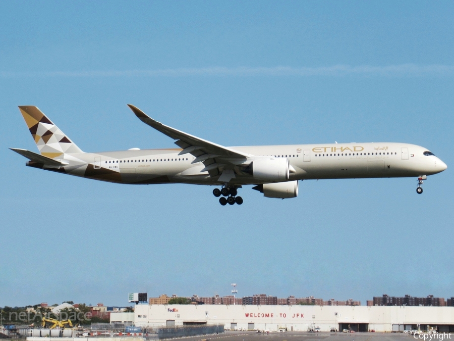 Etihad Airways Airbus A350-1041 (A6-XWA) | Photo 536577