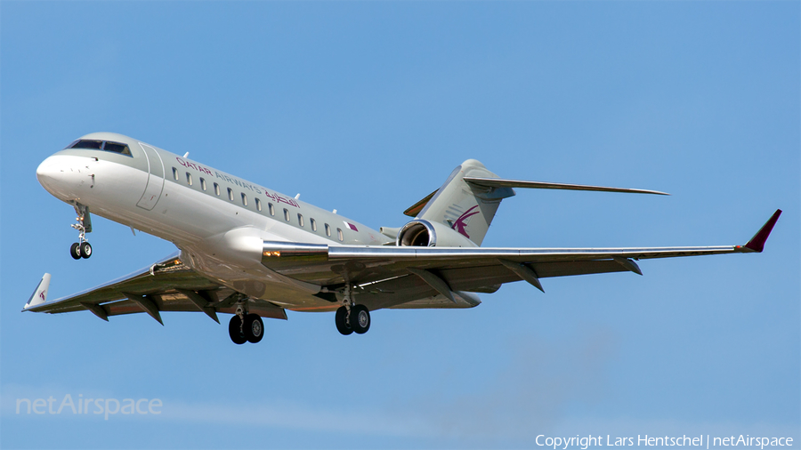 Qatar Amiri Flight Bombardier BD-700-1A10 Global Express (A7-AAM) | Photo 425566
