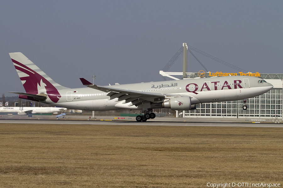 Qatar Airways Airbus A330-203 (A7-ACC) | Photo 379359