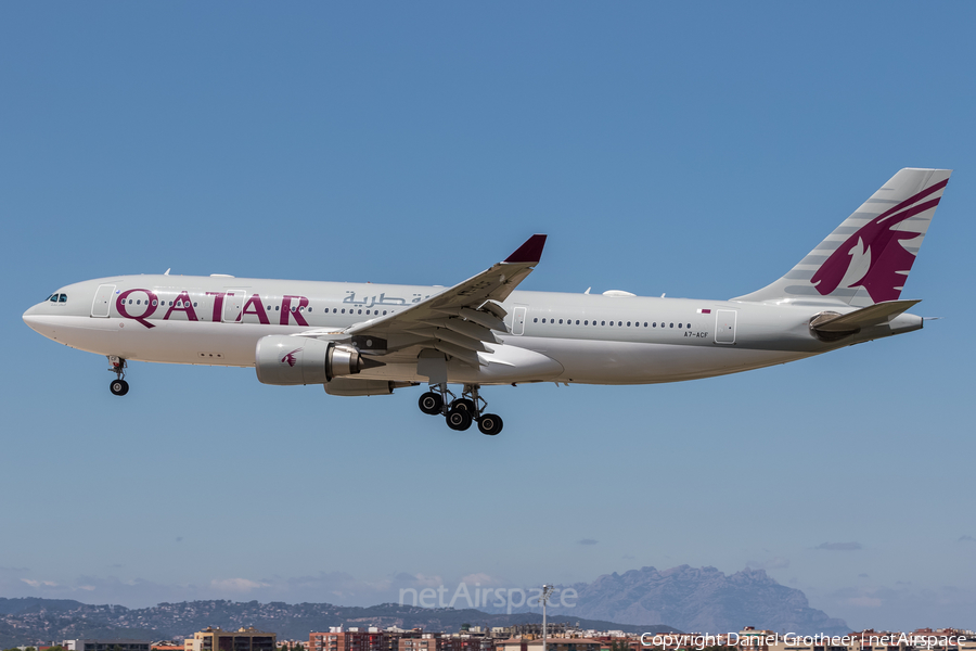 Qatar Airways Airbus A330-203 (A7-ACF) | Photo 93871