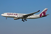 Qatar Airways Airbus A330-203 (A7-ACF) at  Brussels - International, Belgium